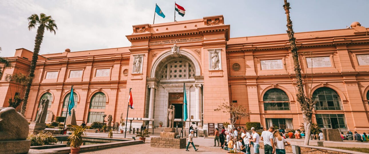 Day Tour To National Museum And Egyptian Museum