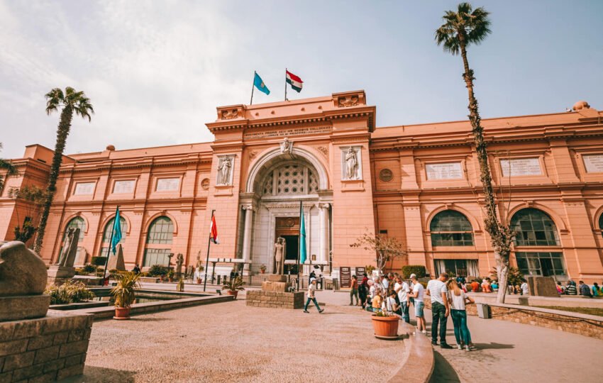 Day Tour To National Museum And Egyptian Museum